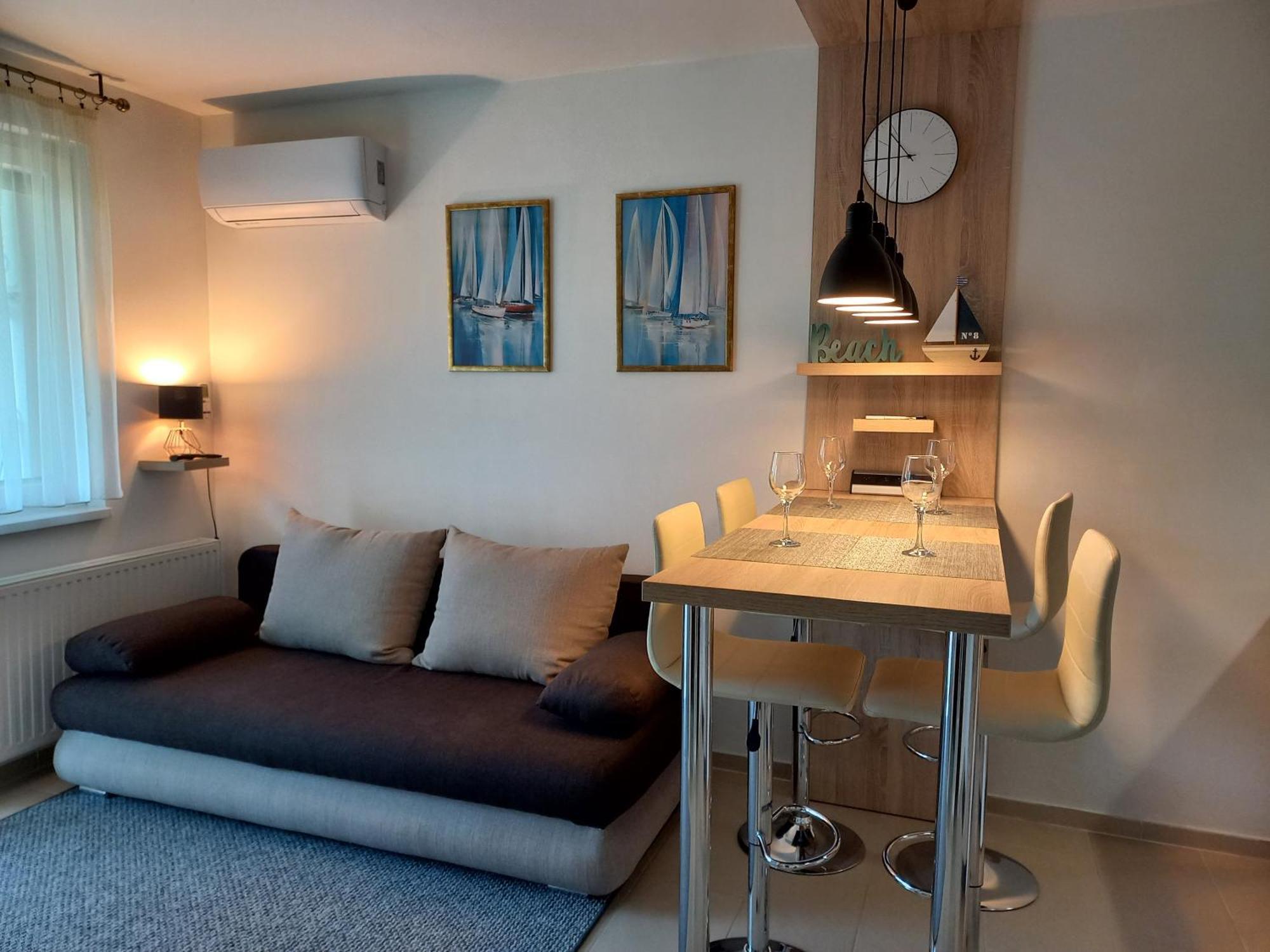 Riviera Wellness Apartman Siófok Exteriör bild
