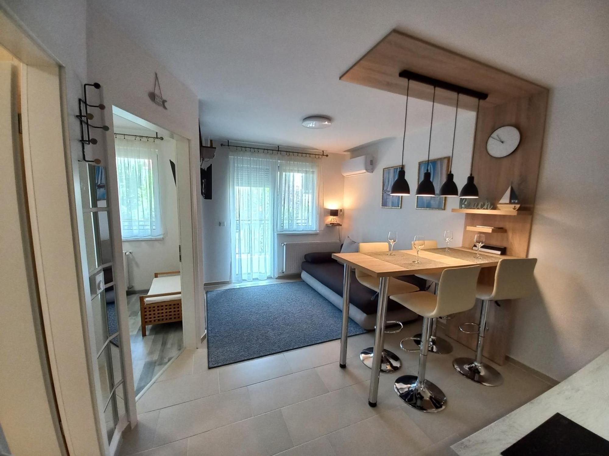 Riviera Wellness Apartman Siófok Exteriör bild